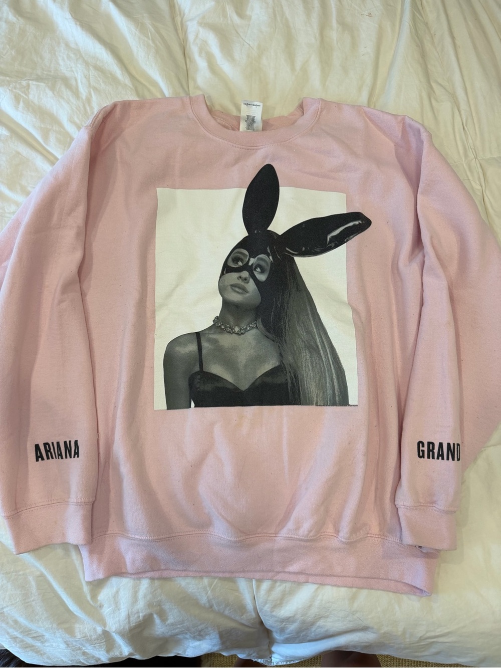 Ariana Grande Tour Light Pink Photo Graphic Crew Sweatshirt